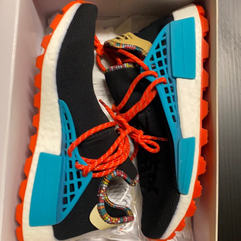 Adidas pharell william nmd size 8 M